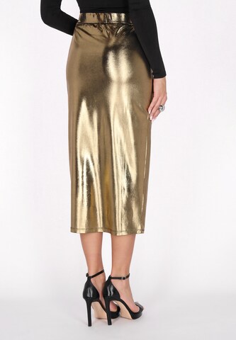 faina Rok in Goud
