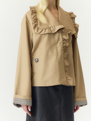 Cappotto di mezza stagione 'YASELSIA' di YAS in beige