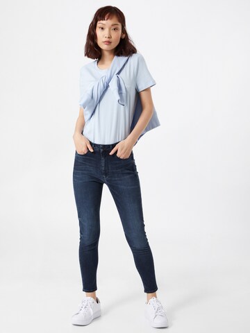 TOMMY HILFIGER T-Shirt in Blau