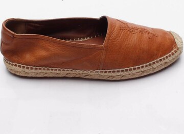 Saint Laurent Flats & Loafers in 43 in Brown: front