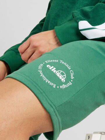 Regular Pantaloni 'Fontansa' de la ELLESSE pe verde