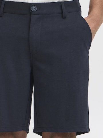 Regular Pantalon chino 'Codie' BLEND en bleu