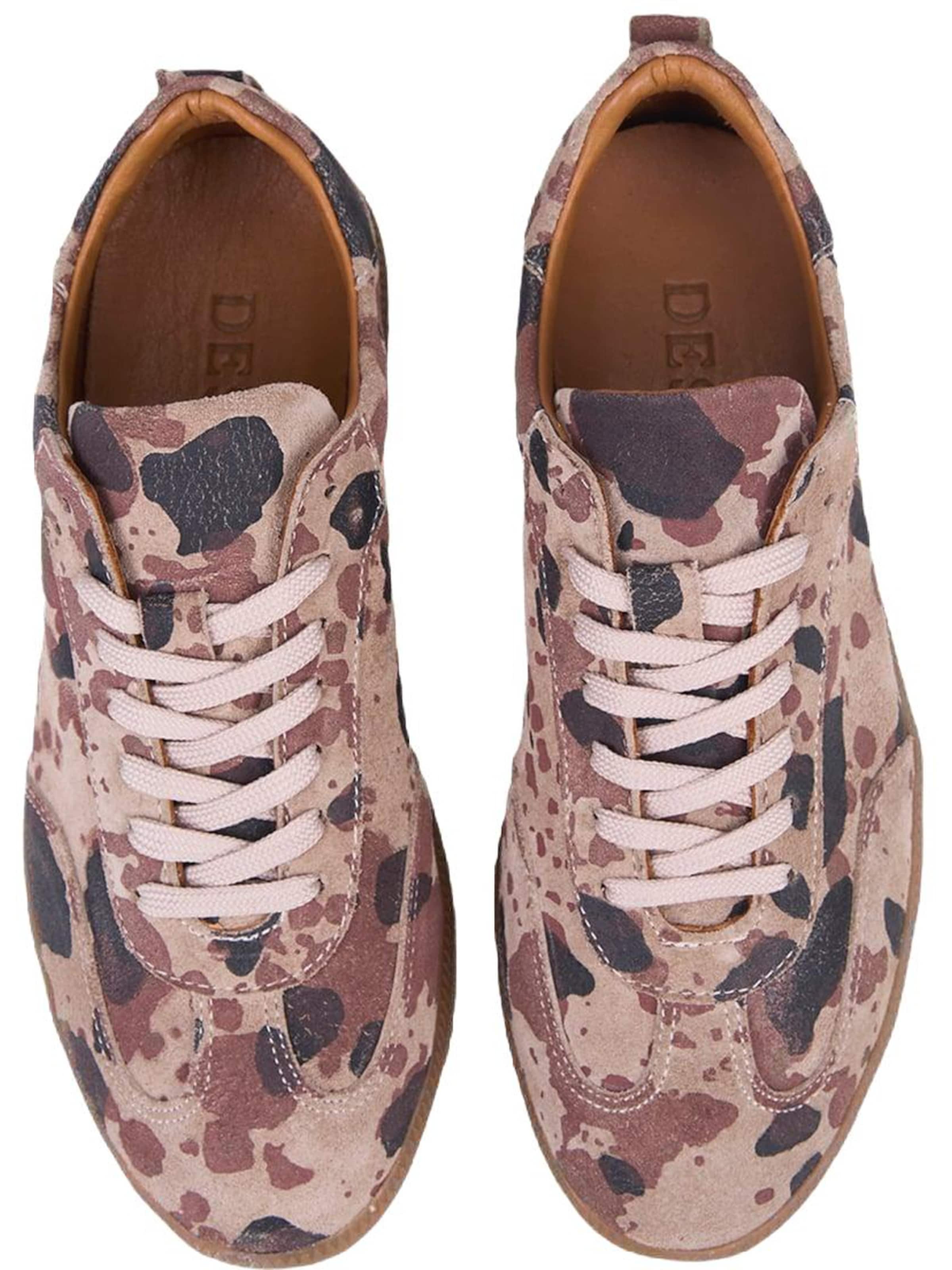 Desa - Zapatillas deportivas bajas 'DESA Damen-Sneaker aus bedrucktem Wildleder' en beige