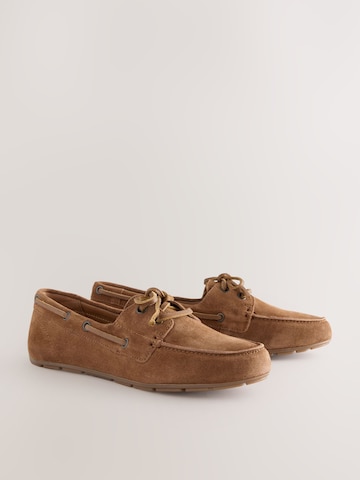 Chaussure à lacets Next en marron