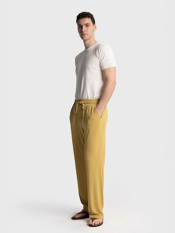 Wide leg Pantaloni di Giesto in giallo