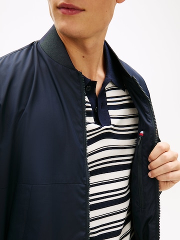 TOMMY HILFIGER Jacke in Blau