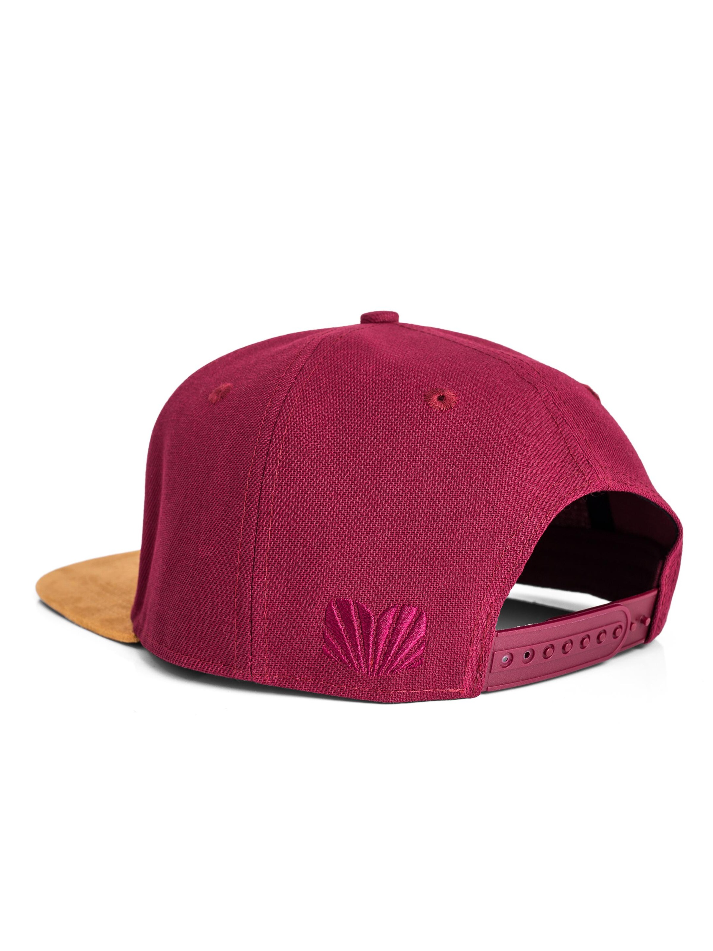 Blackskies Cap 'Essentials' in Red