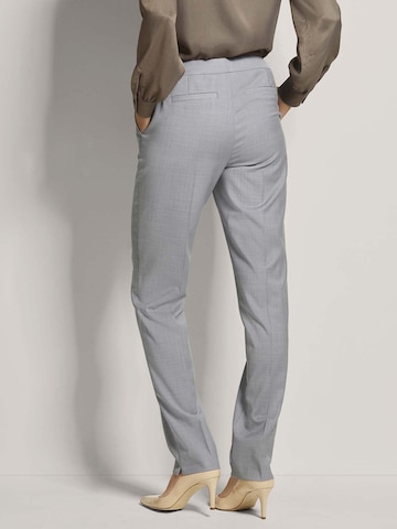 MADELEINE Regular Pantalon in Grijs