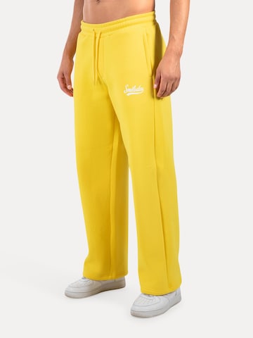 Smilodox Loose fit Trousers in Yellow