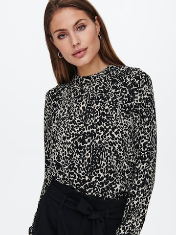 ONLY Blouse in Zwart: voorkant