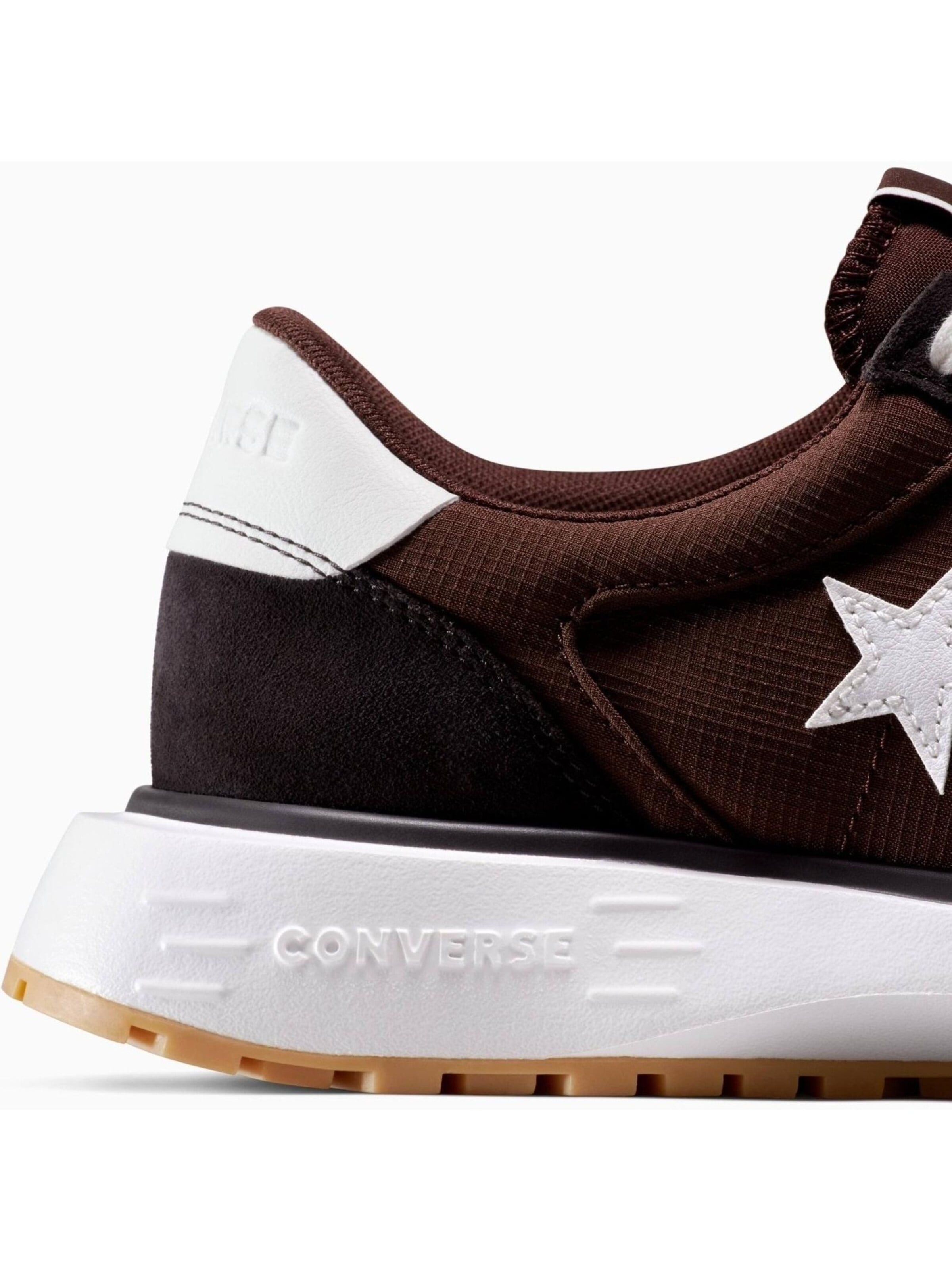 CONVERSE Sneaker 'Omni Trainer' in Braun