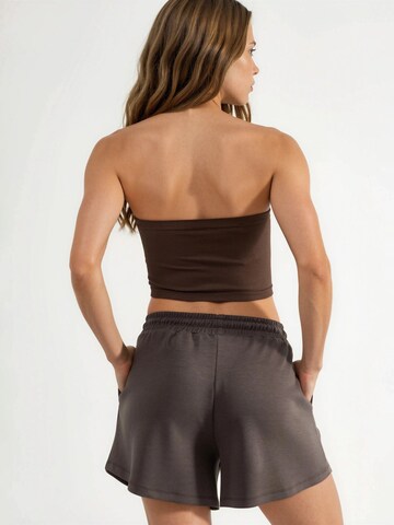 Loosefit Pantaloni di Busem in marrone