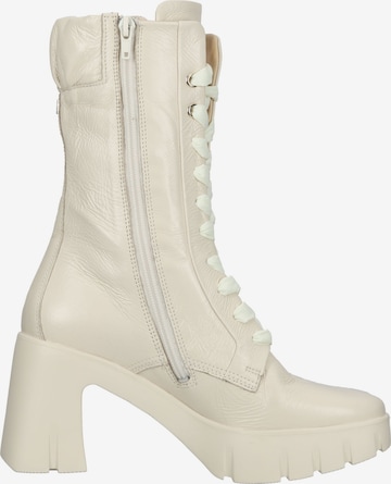 Högl Lace-Up Boots in Beige