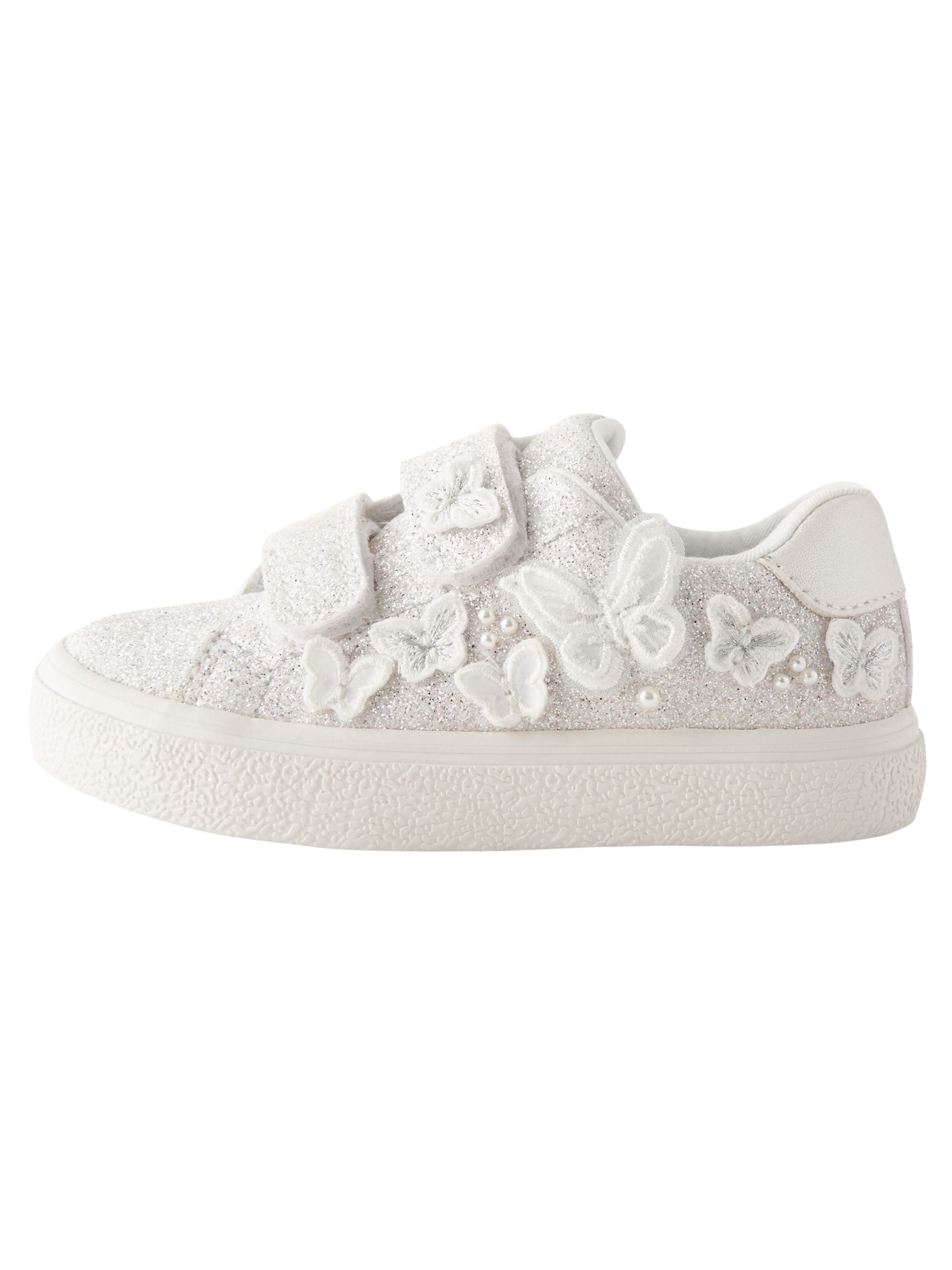 Sneaker de la Next pe alb: față