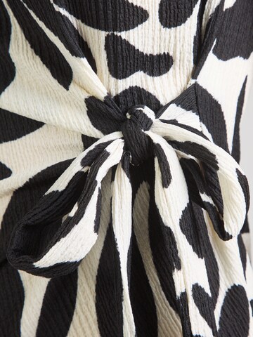 ZABAIONE Sukienka 'Ni44a' w kolorze czarny