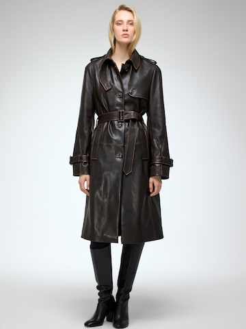 V S P Winter coat 'Helena' in Brown