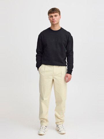 !Solid Regular Pleat-front trousers 'MAURICE DYLAN' in Beige
