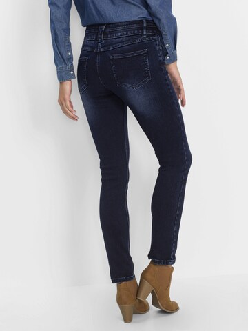 Slimfit Jeans di bonprix in blu