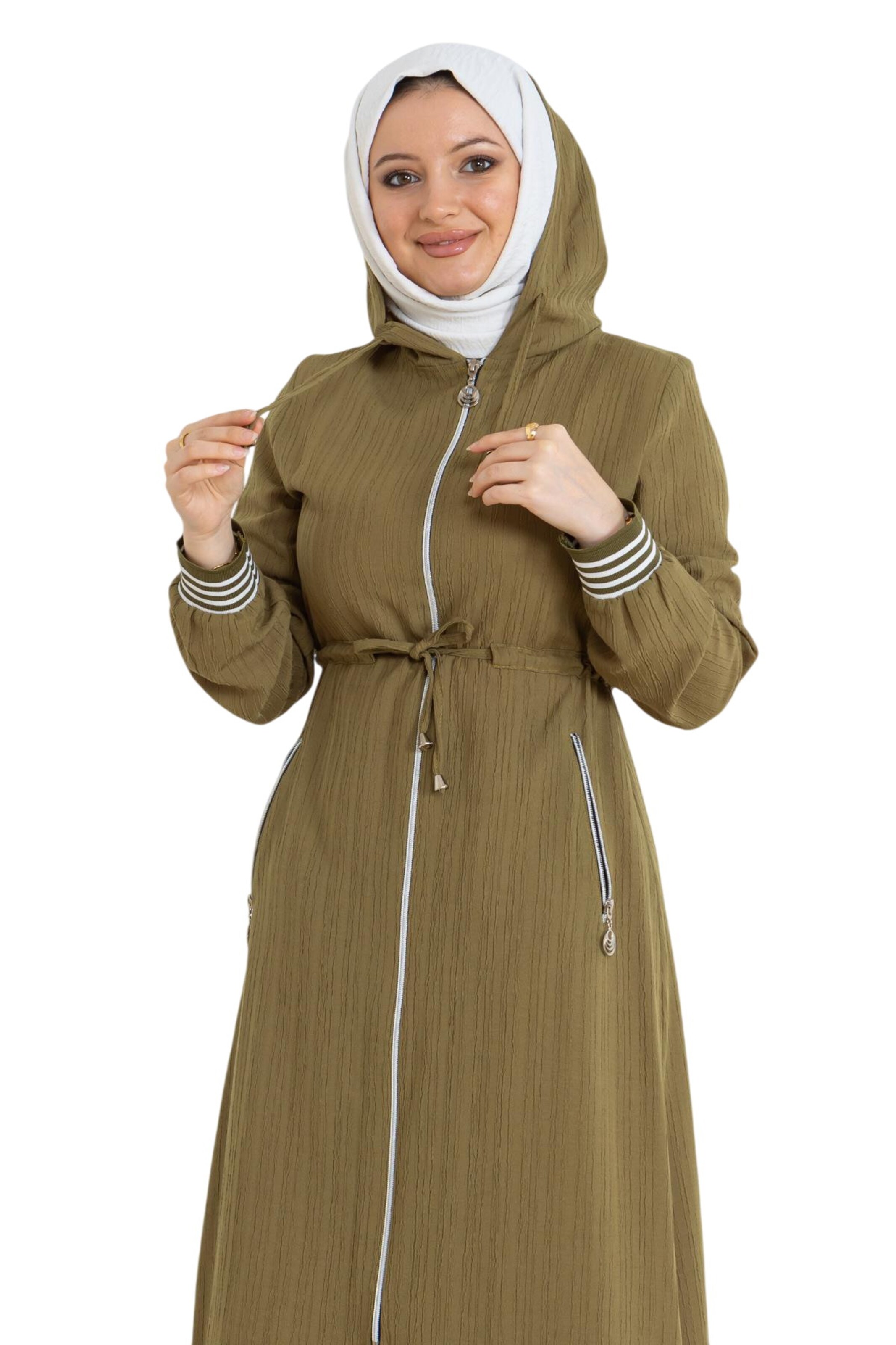 Pantalons de tailleur MODAMIHRAM en vert