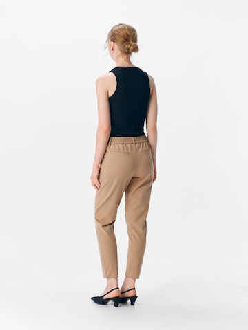 OBJECT Slim fit Pleat-front trousers 'OBJLISA' in Beige