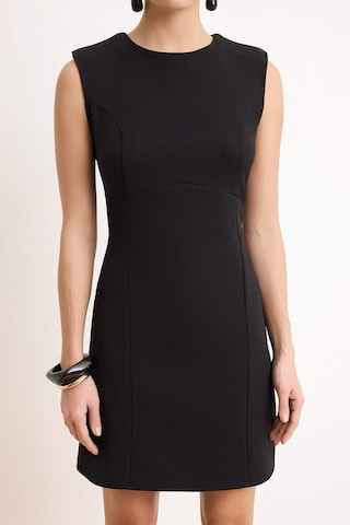 Rochie de la Trendyol pe negru