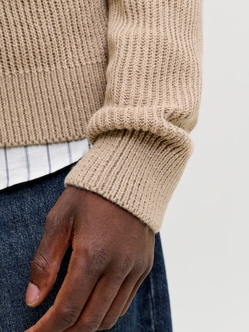 Pulover 'JJPANNEL' de la JACK & JONES pe maro