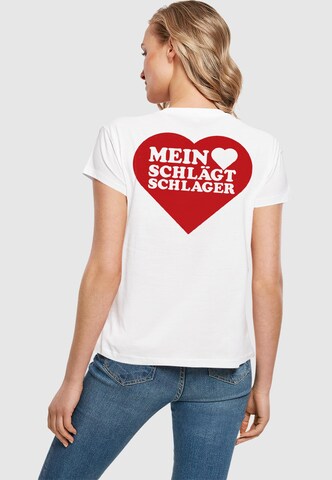 Merchcode T-Shirt 'MHSS Herz' in Weiß: Vorderseite