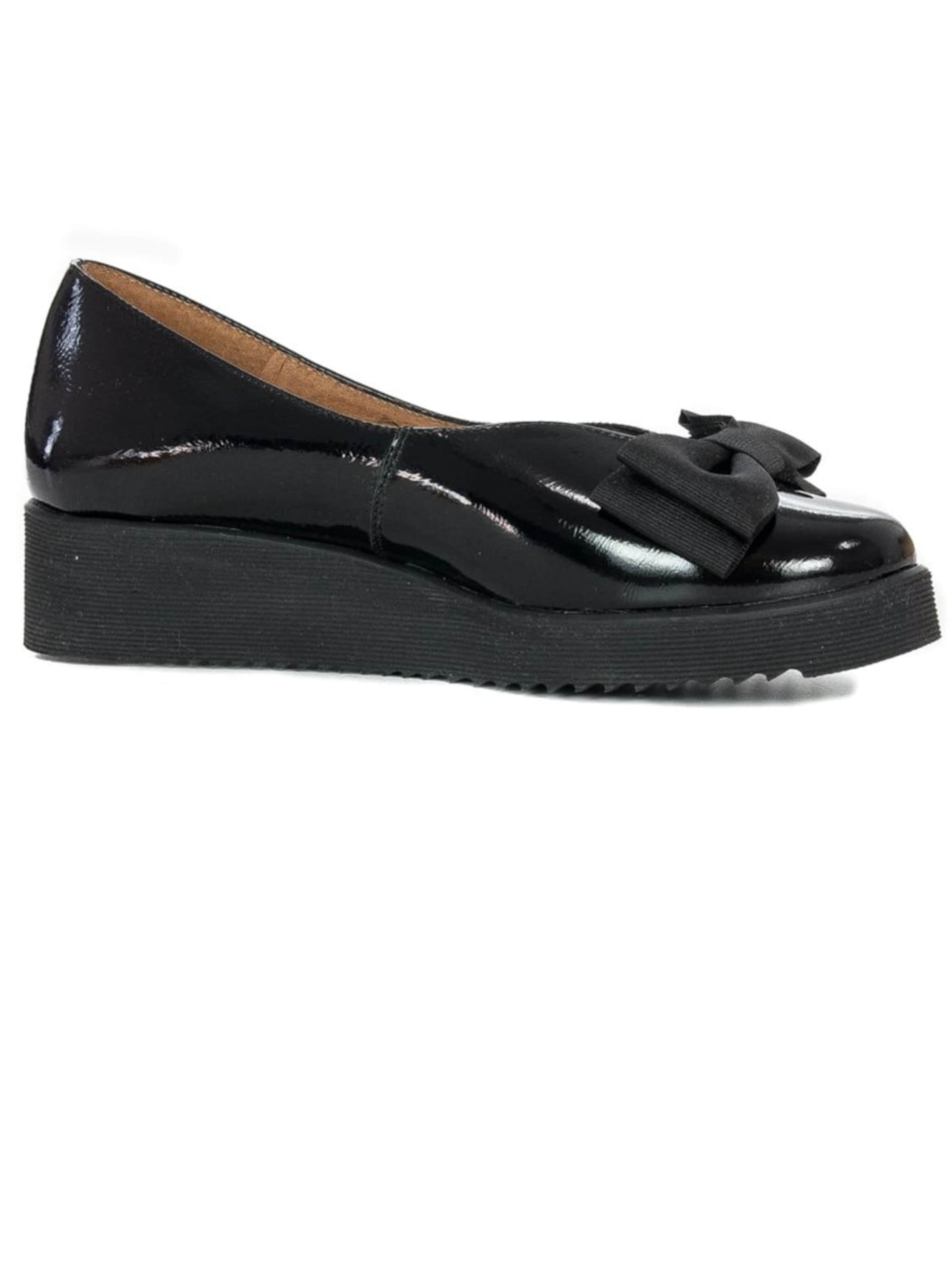 Maciejka Ballet Flats '05062-01/00-5' in Black