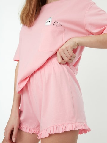 Shorty Trendyol en rose