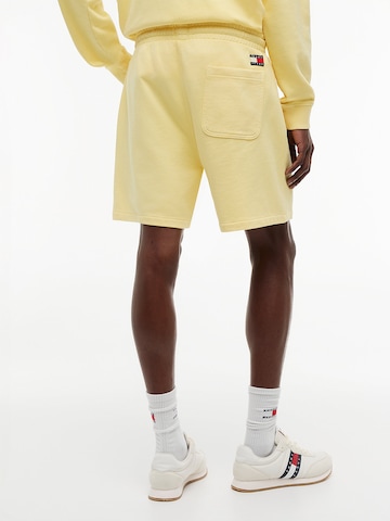 Regular Pantalon Tommy Jeans en jaune