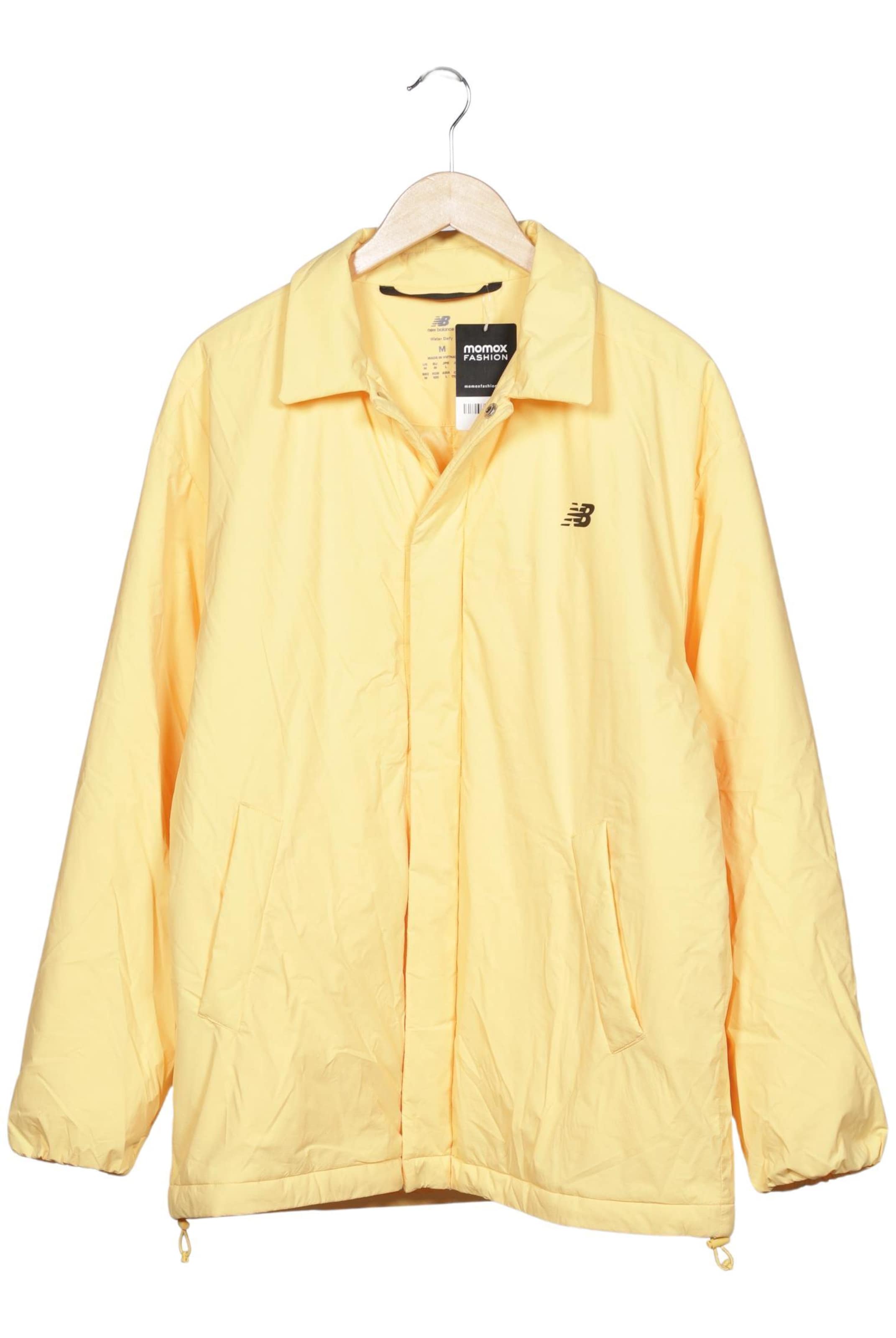 new balance Jacket & Coat in M in Yellow: front
