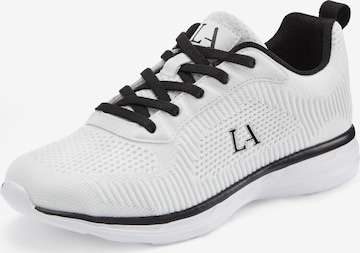 LASCANA Sneakers in White: front