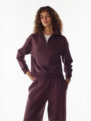 Penti - Sweatshirt 'Sweatshirts' em vermelho: frente