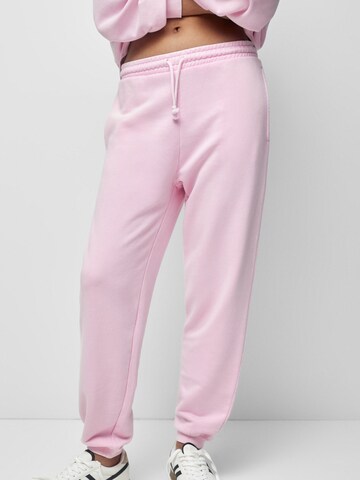 Tapered Pantaloni de la Pull&Bear pe roz