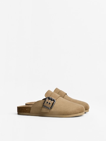 Bershka Klumpák - bézs