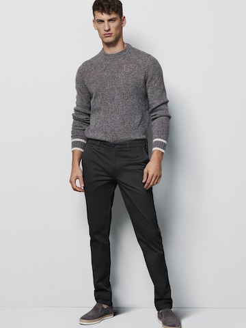 MEYER Regular Chino trousers in Black