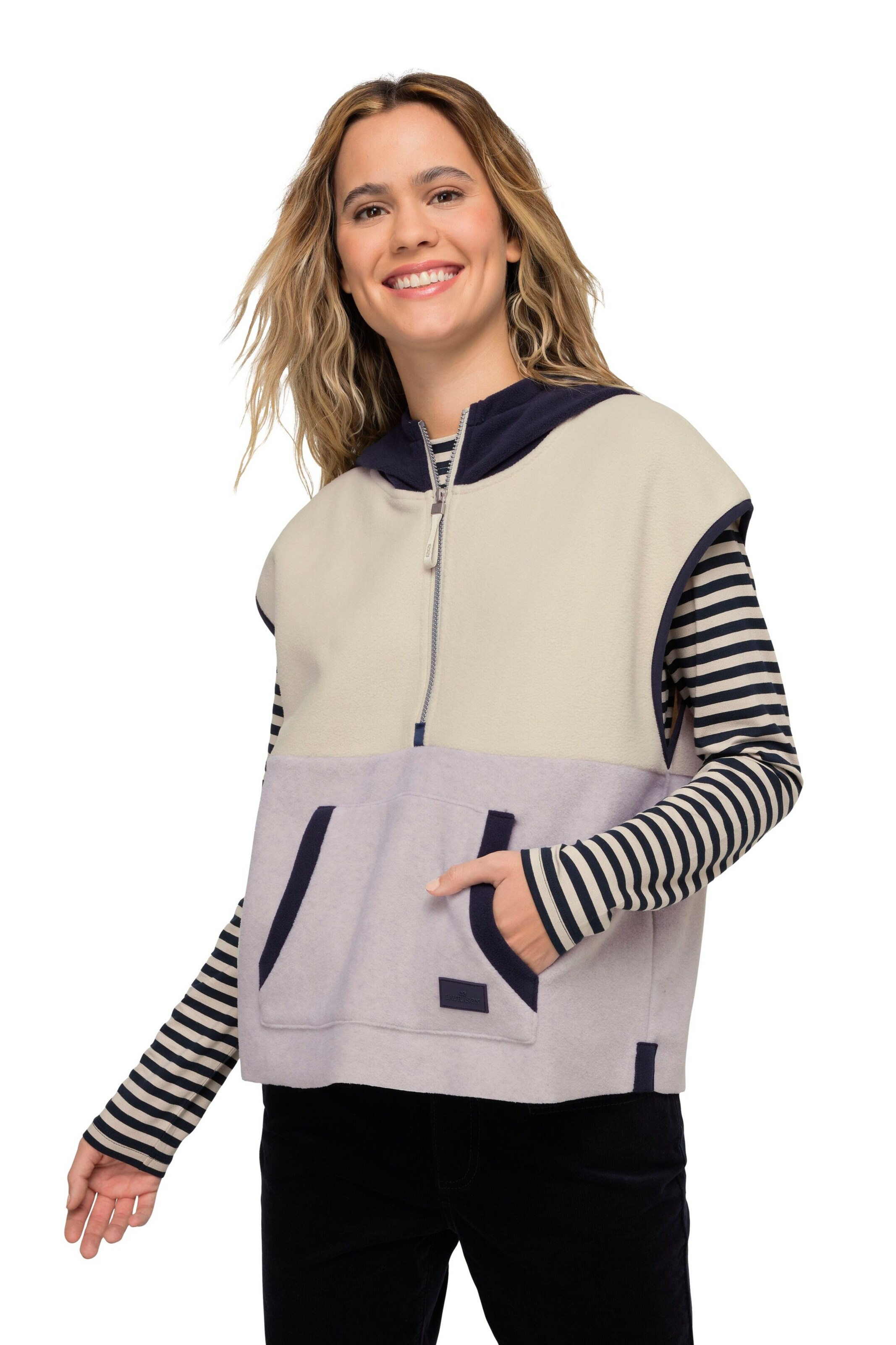 LAURASØN Sweatshirt in Beige: Vorderseite