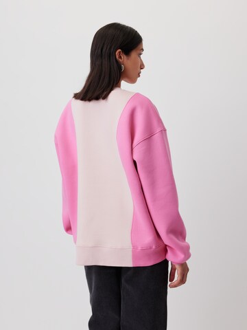 LeGer by Lena GerckeSweater majica ' Svenja' - roza boja