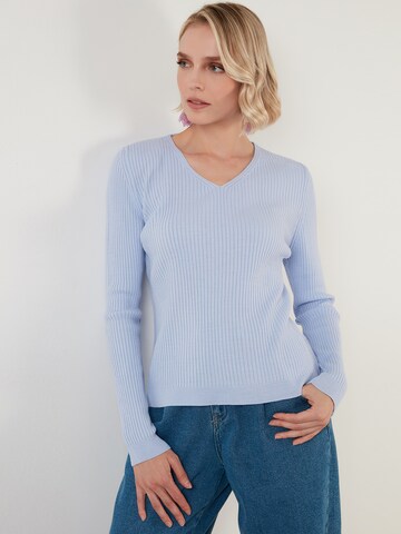 LELA Pullover in Blau