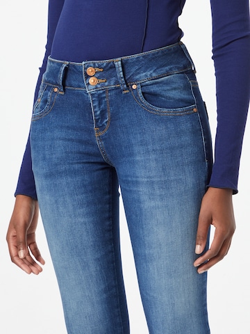 Coupe slim Jean LTB en bleu