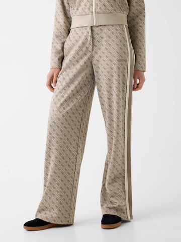 GUESS Slimfit Hose in Braun