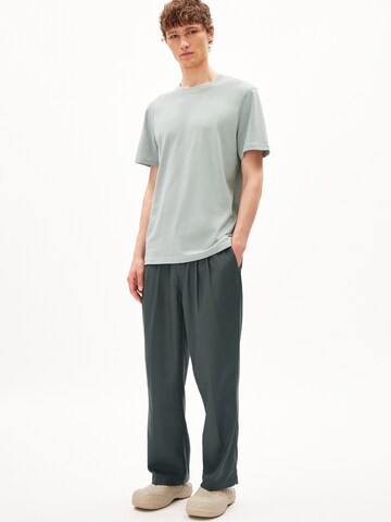 ARMEDANGELS Loose fit Trousers 'Cesaaros' in Grey