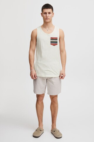 BLEND - Camiseta 'Bhelei' en blanco