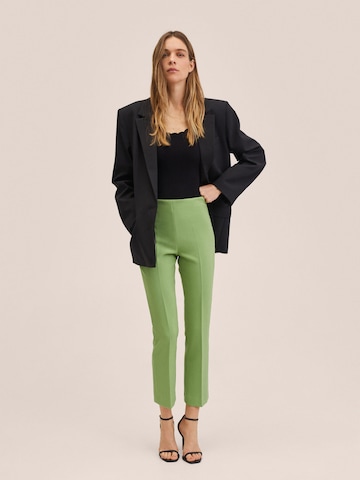 Bootcut Pantalon 'Atenas' MANGO en vert