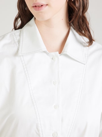 Calvin Klein Jeans Μπλουζοφόρεμα σε λευκό