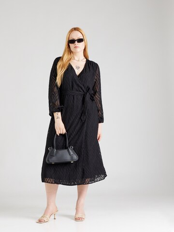 Robe 'Jolina' ABOUT YOU Curvy en noir