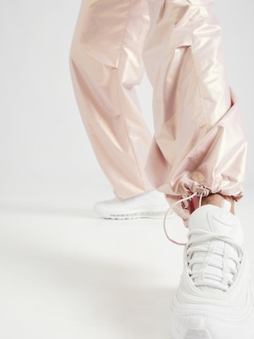 Wide leg Pantaloni sport de la aim'n pe roz