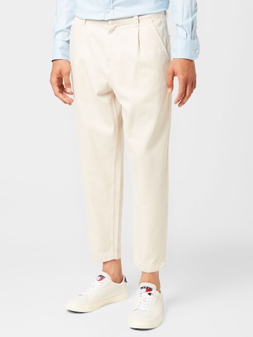 Tommy Jeans - Loosefit Pantalón plisado 'BAX' en beige: frente