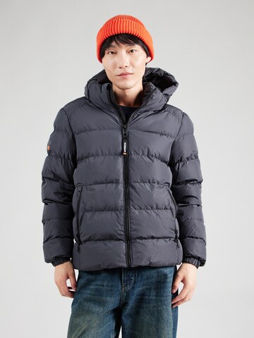 Superdry Winterjas in Grijs: voorkant