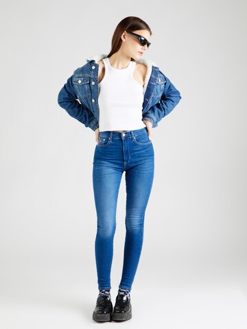 Tommy Jeans Slimfit Jeans 'SYLVIA HIGH RISE SKINNY' in Blau